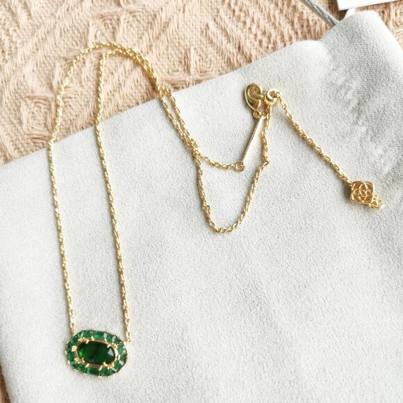 Kendra Scott - Elisa Crystal Frame Kelly Green Short Necklace Gold - Picture 3 of 4